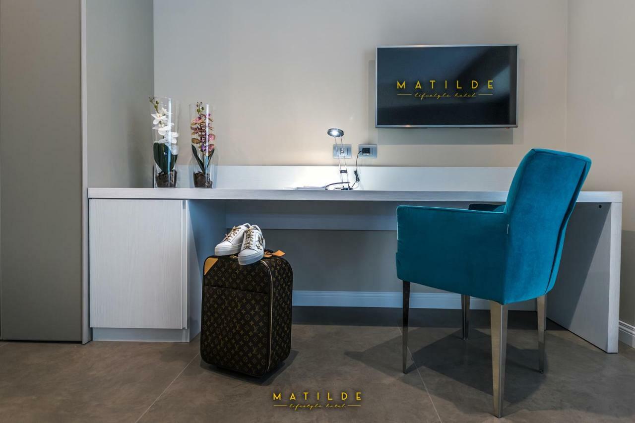 Hotel Matilde - Lifestyle Hotel Naples Exterior photo